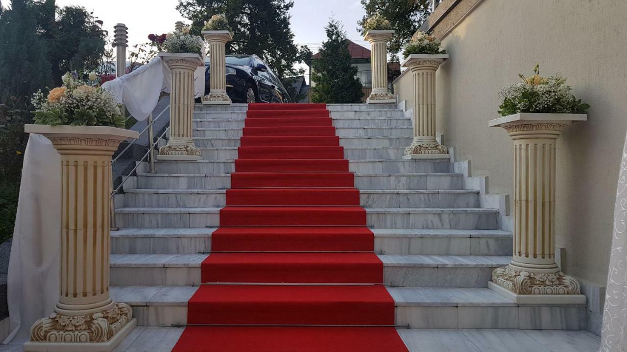 Hotel Suprem Băile Olăneşti Exterior foto